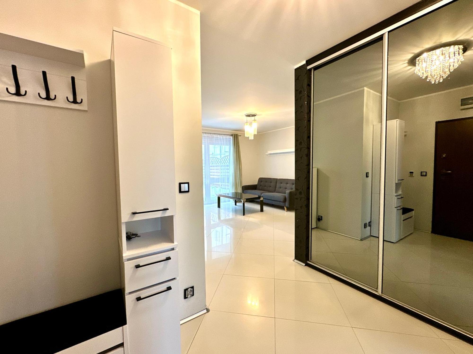 Appartamento Apartament Z Tarasem Gdynia Dabrowa Esterno foto